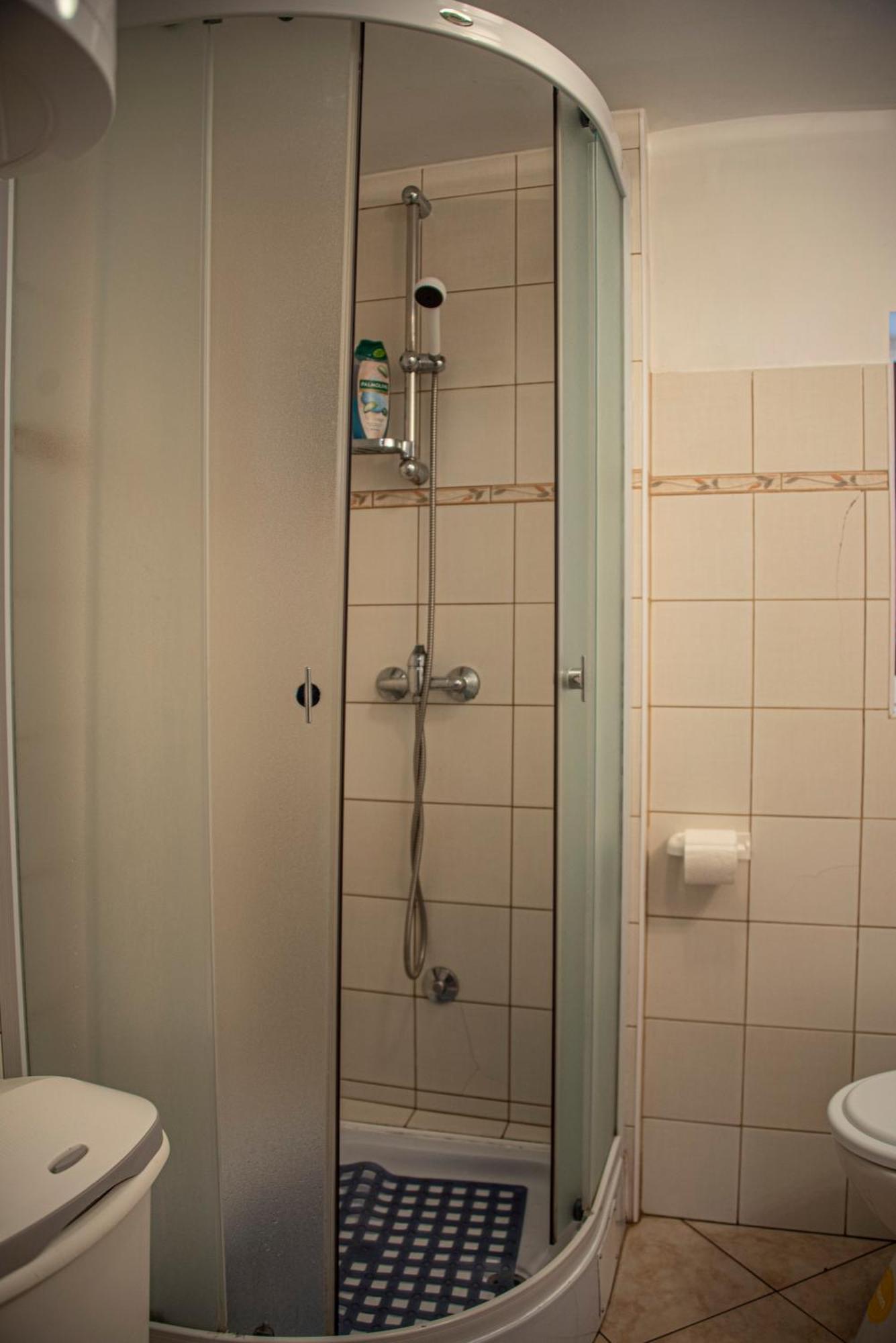 לובניצה Apartman Nives מראה חיצוני תמונה